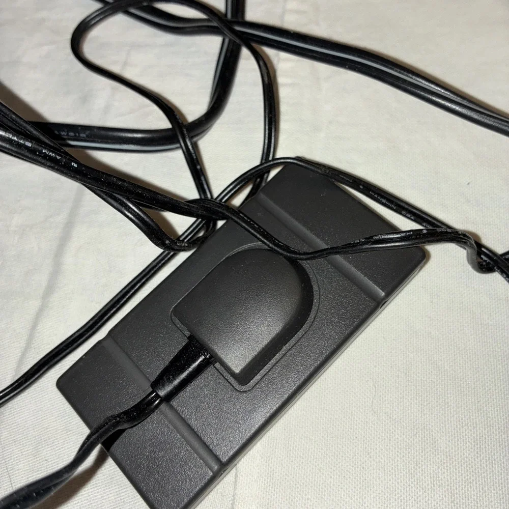 jvc cam corder model GR-AX500U Case, 2 Battery's, Charger, Remote, Ac Cord Etc